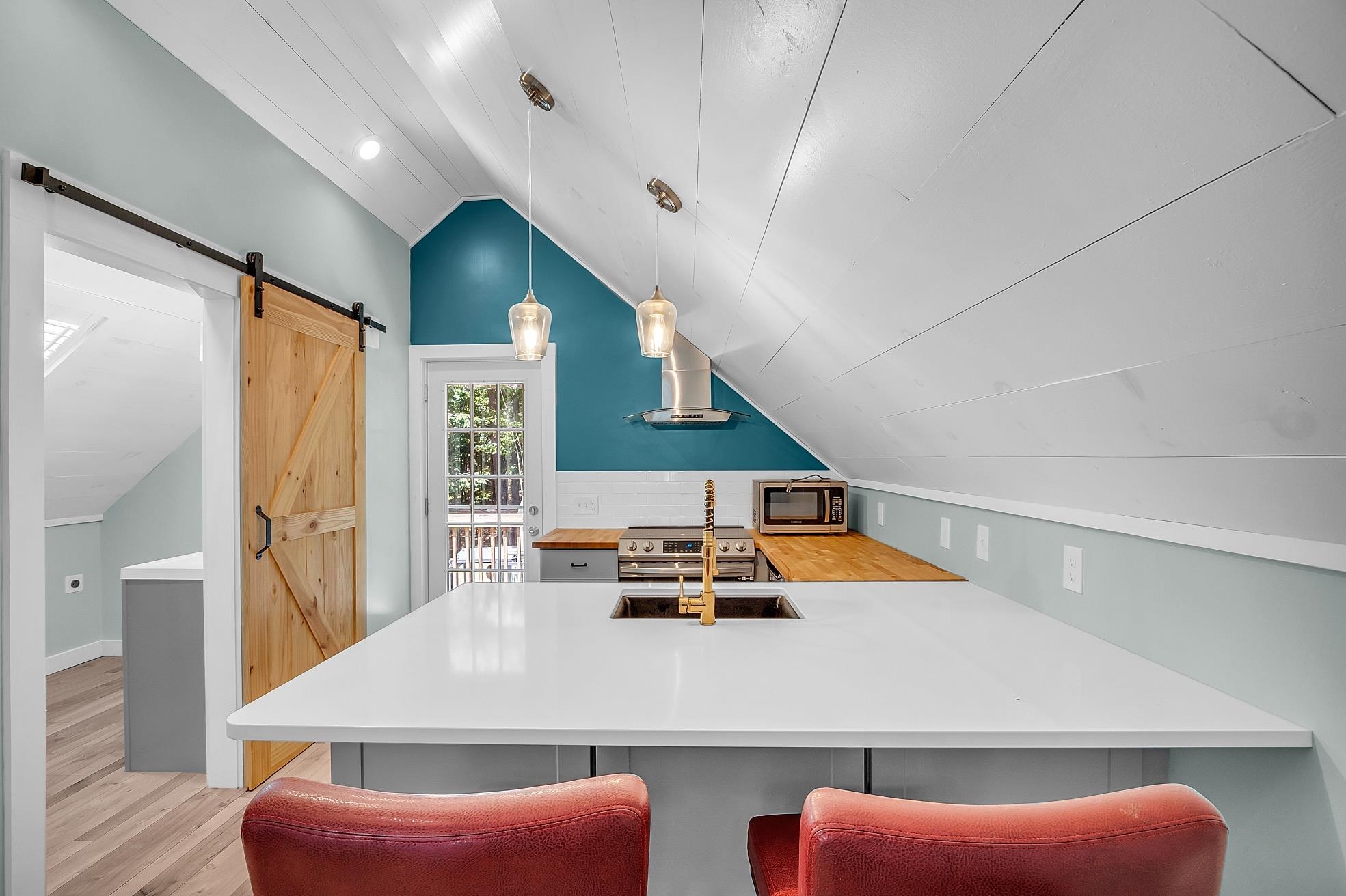 10 Wallace Brook Circle