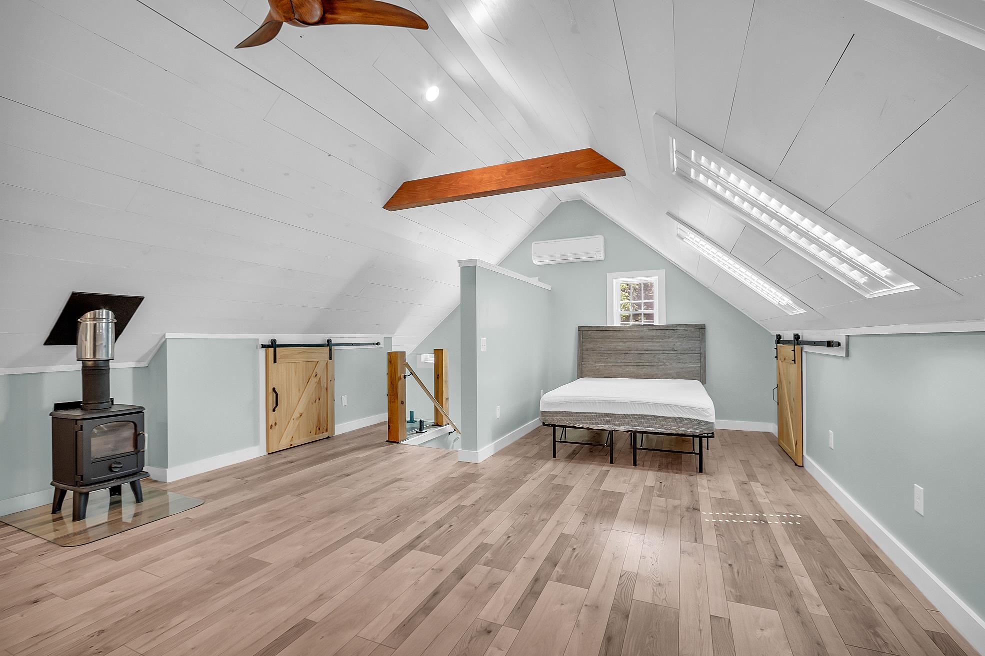 10 Wallace Brook Circle