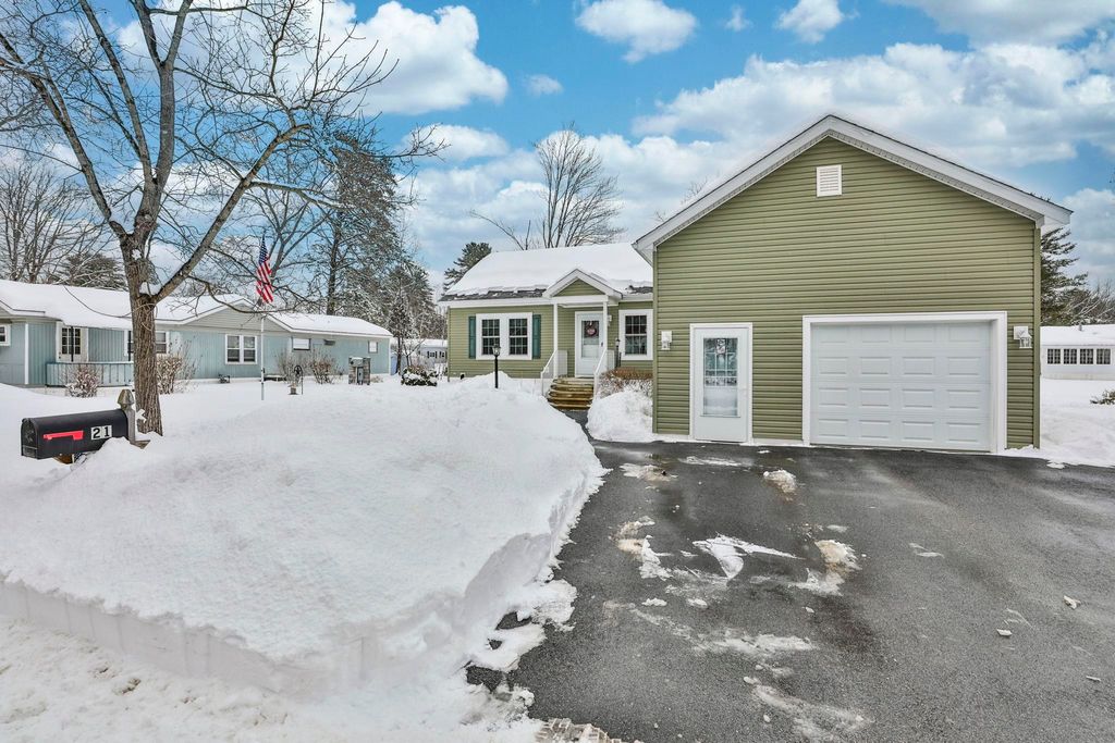 Photo of 21 Fairfield Drive, Concord, NH 03301 (MLS # 5078686)