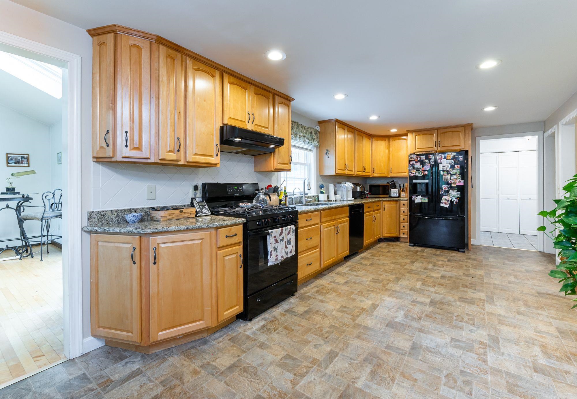 8 Davidson Avenue
