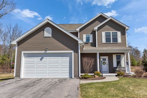 21 Redwood Way Manchester NH 03102
