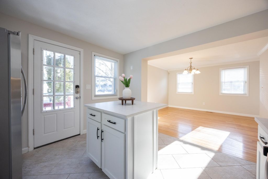 Photo of 23 Mahogany Drive, Nashua, NH 03062 (MLS # 5075754)