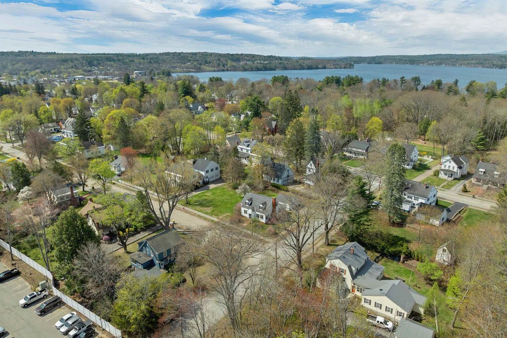 Photo of 124 Dartmouth Street, Laconia, NH 03246 (MLS # 5087445)