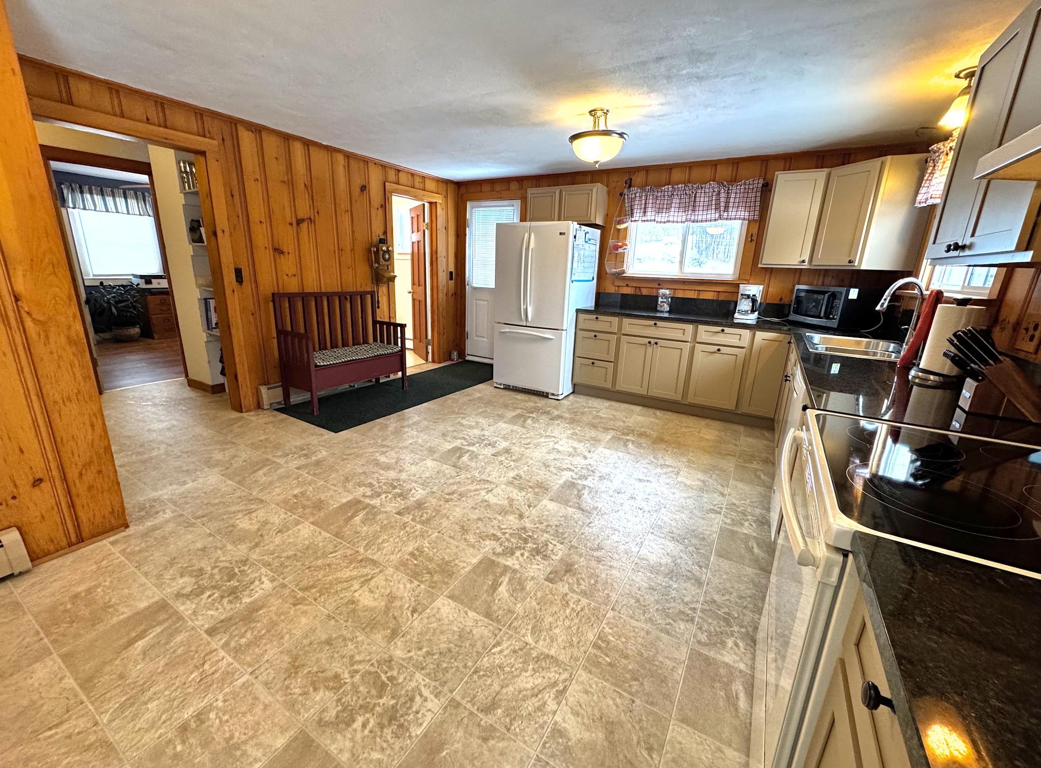 27 Broken Pines Drive