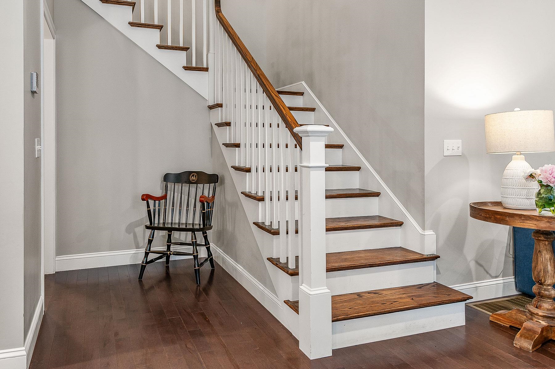 7 Oak Knoll Lane