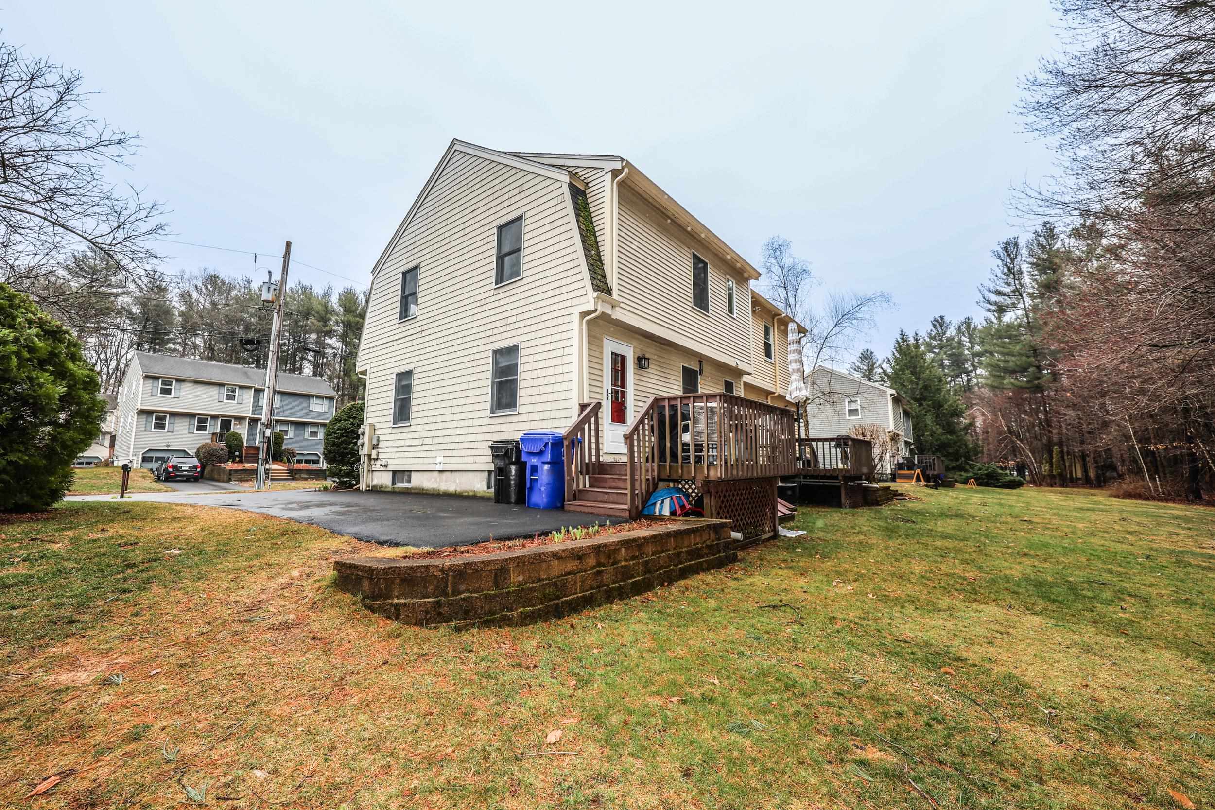 20 Holly Lane B