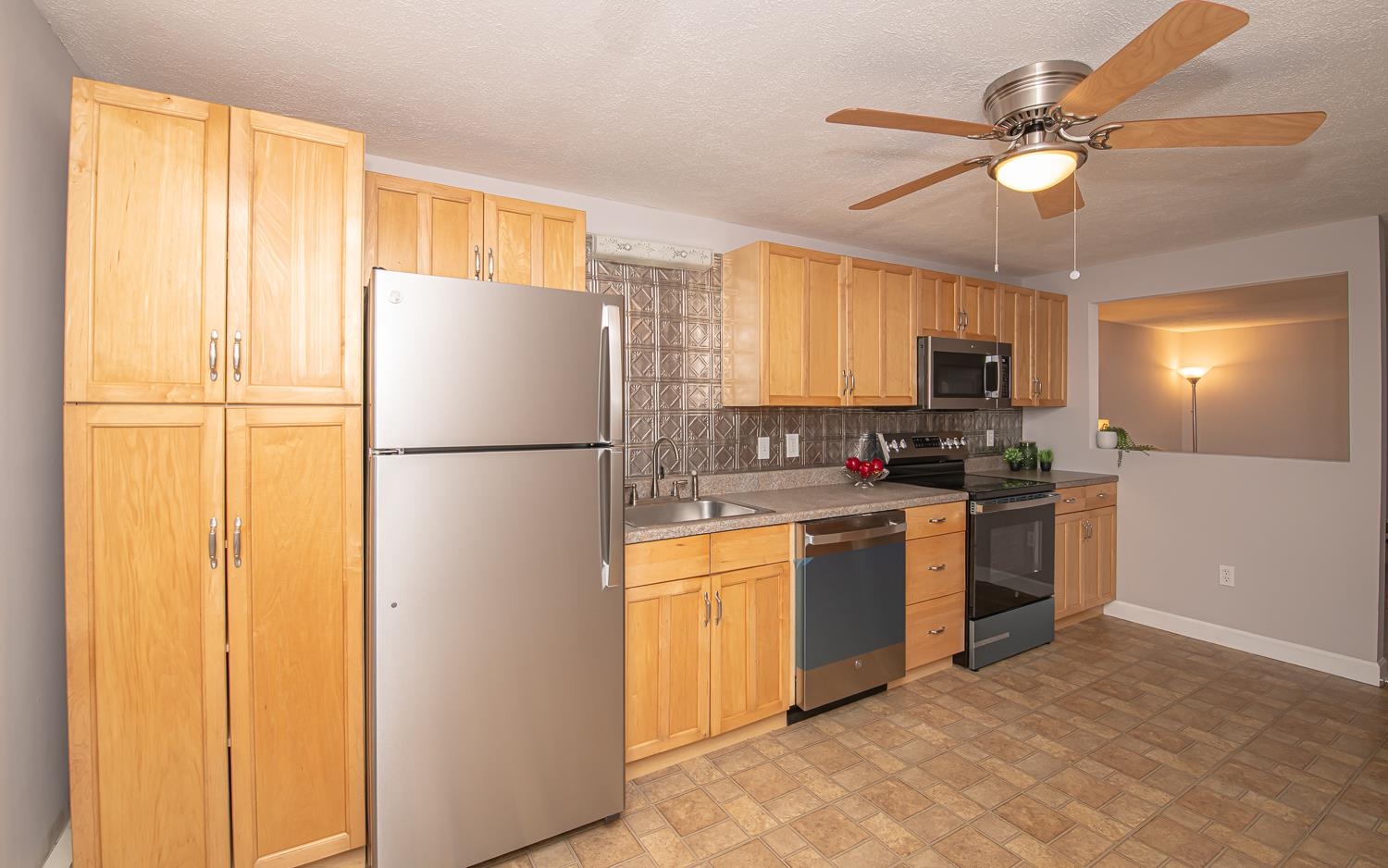 48 Westville Road 2-5