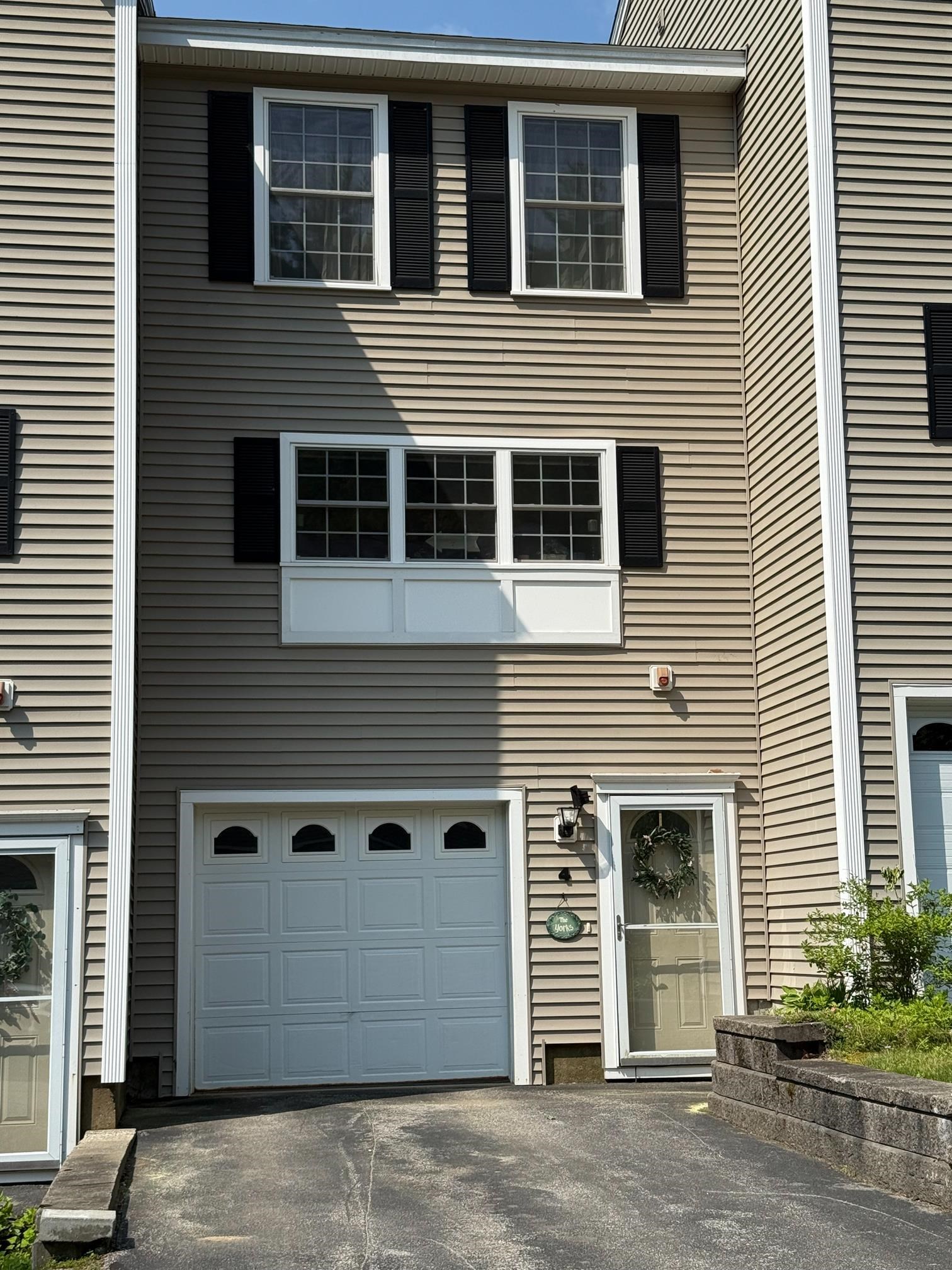 24 Dillon Way 4