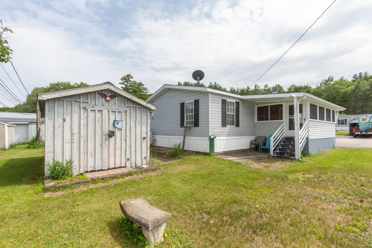 Gilford, New Hampshire 03249, United States, 2 Bedrooms Bedrooms, ,2 BathroomsBathrooms,Residential,Pending,152512