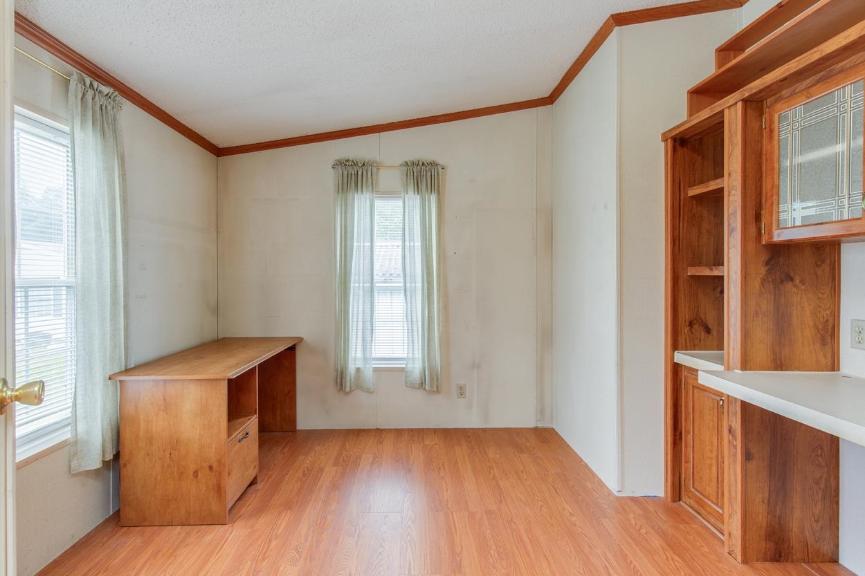 Gilford, New Hampshire 03249, United States, 2 Bedrooms Bedrooms, ,2 BathroomsBathrooms,Residential,Pending,152512