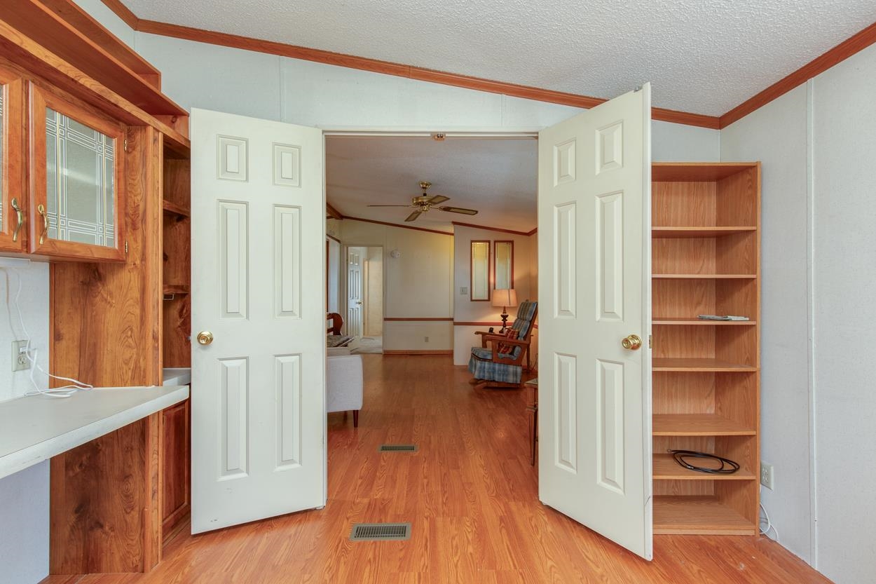 Gilford, New Hampshire 03249, United States, 2 Bedrooms Bedrooms, ,2 BathroomsBathrooms,Residential,Pending,152512