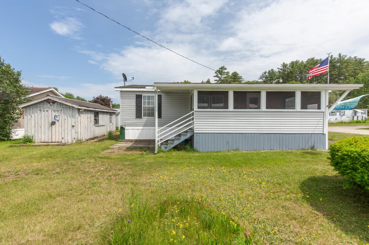Gilford, New Hampshire 03249, United States, 2 Bedrooms Bedrooms, ,2 BathroomsBathrooms,Residential,Pending,152512