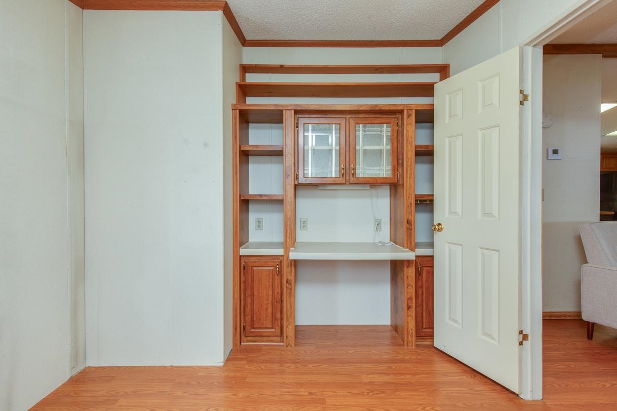 Gilford, New Hampshire 03249, United States, 2 Bedrooms Bedrooms, ,2 BathroomsBathrooms,Residential,Pending,152512