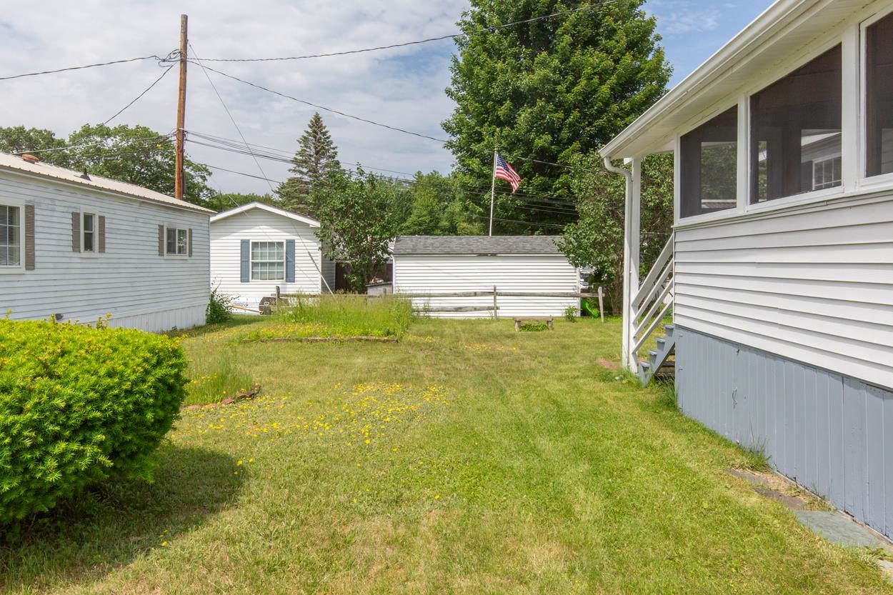 Gilford, New Hampshire 03249, United States, 2 Bedrooms Bedrooms, ,2 BathroomsBathrooms,Residential,Pending,152512