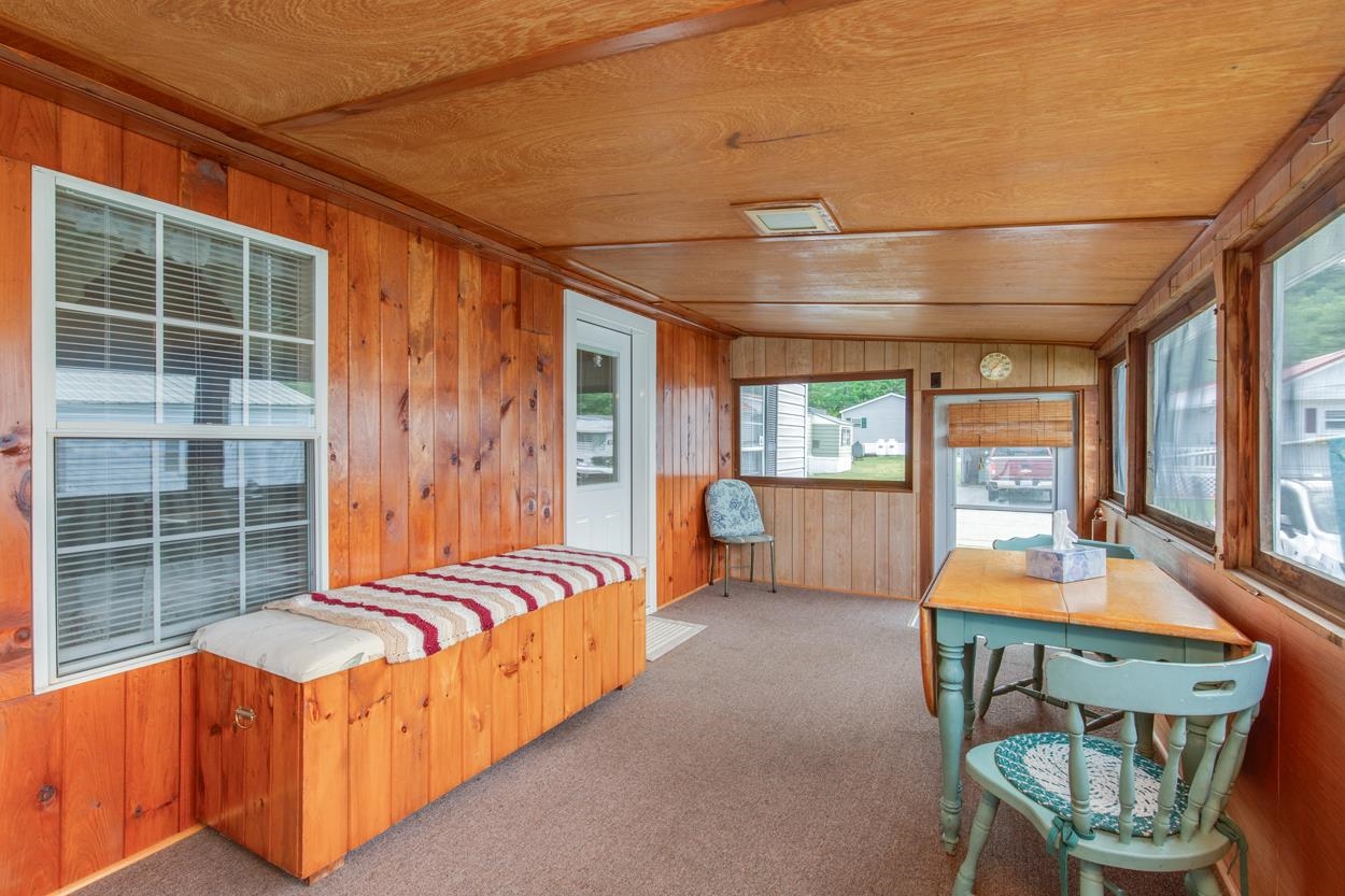 Gilford, New Hampshire 03249, United States, 2 Bedrooms Bedrooms, ,2 BathroomsBathrooms,Residential,Pending,152512