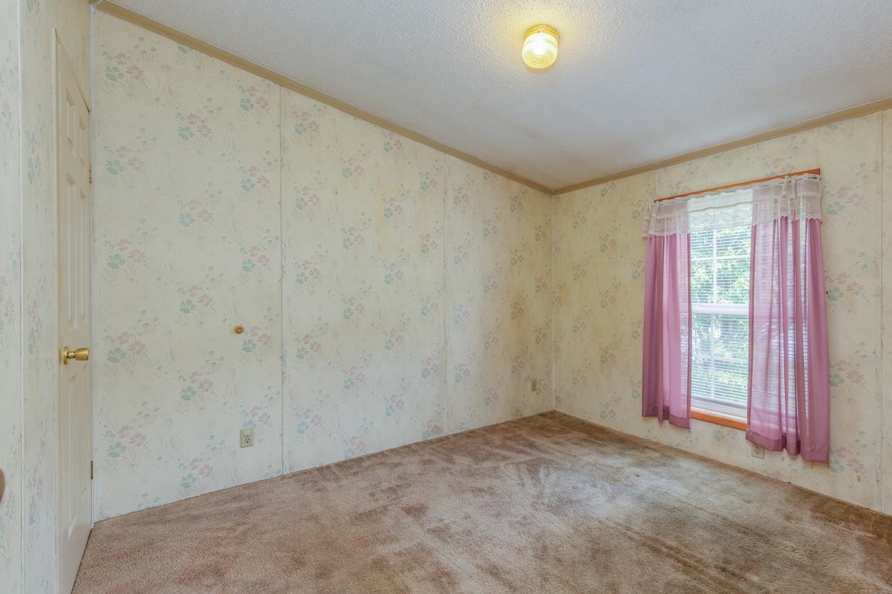 Gilford, New Hampshire 03249, United States, 2 Bedrooms Bedrooms, ,2 BathroomsBathrooms,Residential,Pending,152512