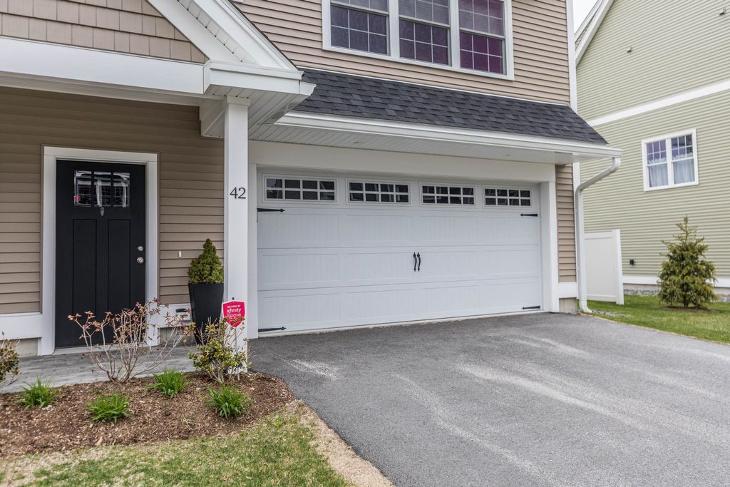 Photo of 42 Green Road, Newmarket, NH 03857 (MLS # 5079775)