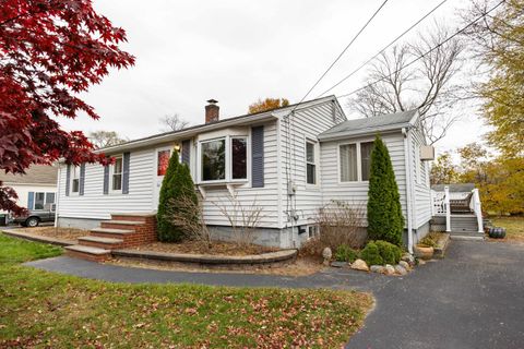 Photo of 11 Maclarnon Road, Salem, NH 03079 (MLS # 5068800)