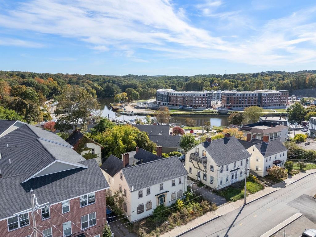 9-11 Mechanic Street