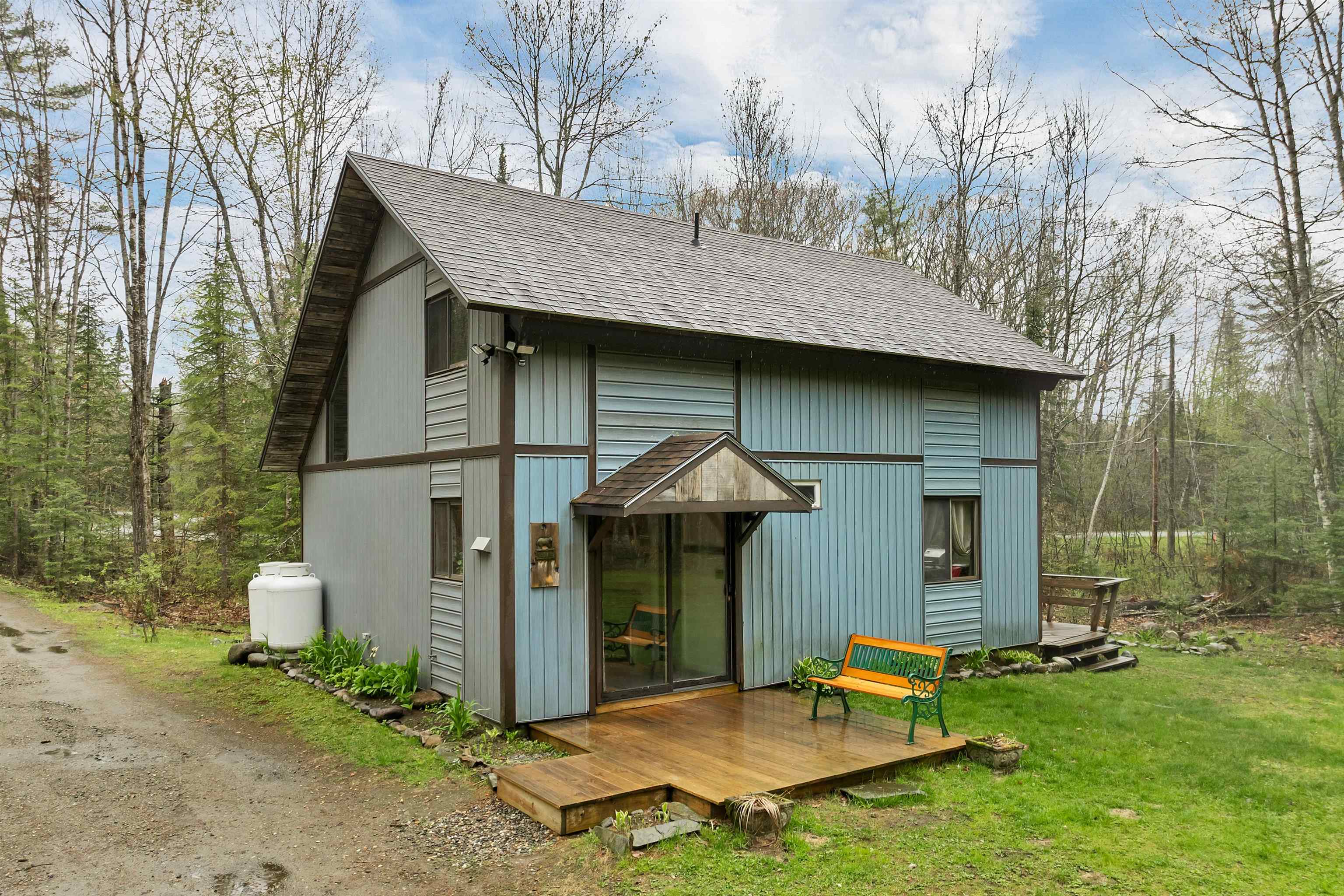 100 Valley Road