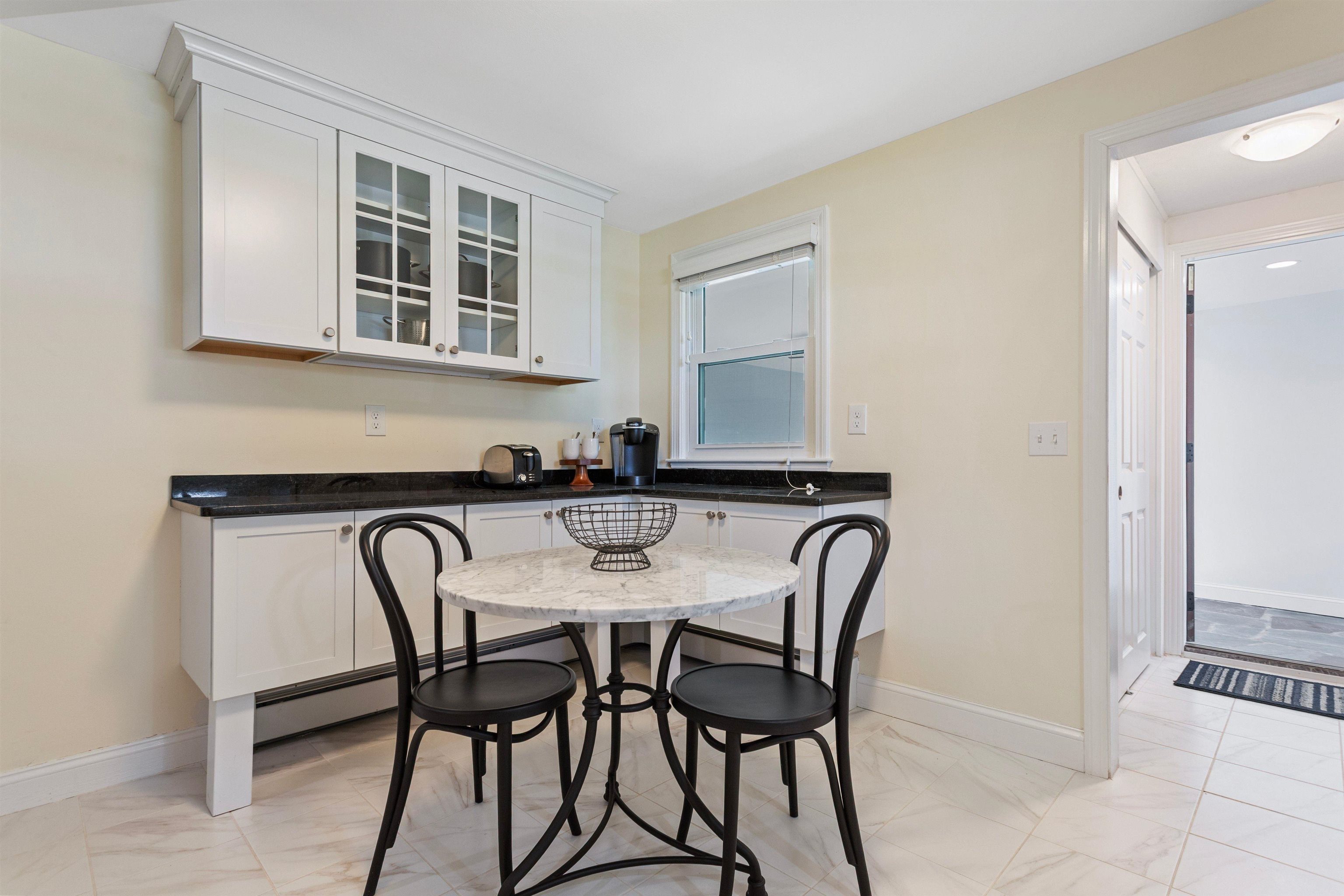 9 Carolan Avenue