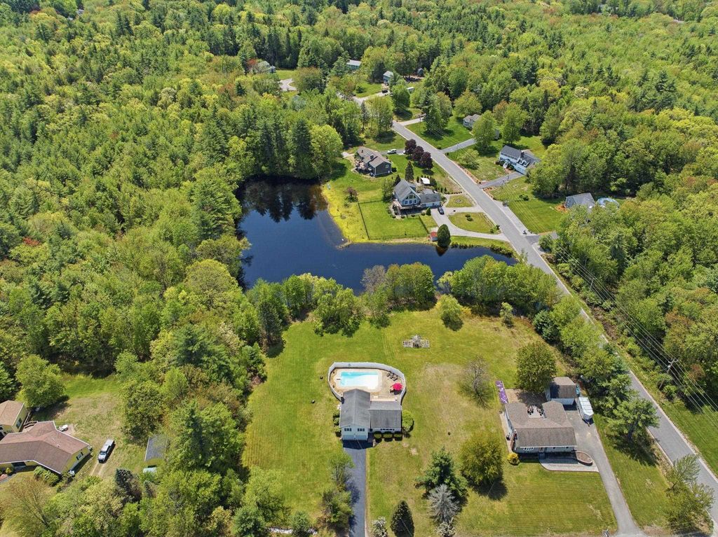 Photo of 30 Tirrell Road, Bedford, NH 03110 (MLS # 5090017)