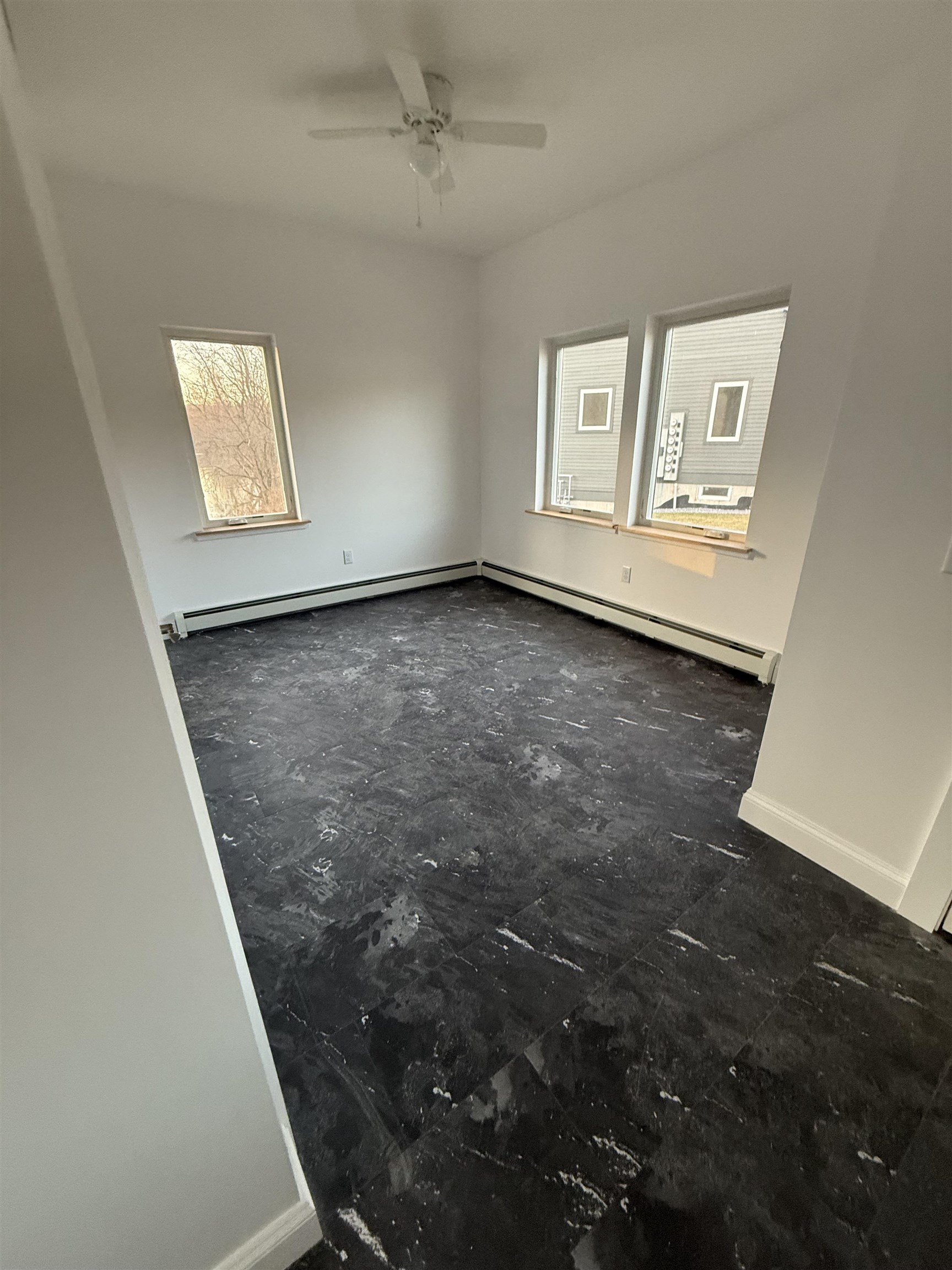 Vergennes, Vermont 05491, United States, 2 Bedrooms Bedrooms, ,2 BathroomsBathrooms,Residential,Active,93662