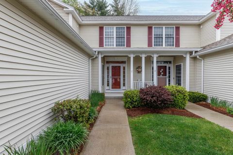 Photo of 5 Lafond Avenue #5, Hooksett, NH 03106 (MLS # 5088931)