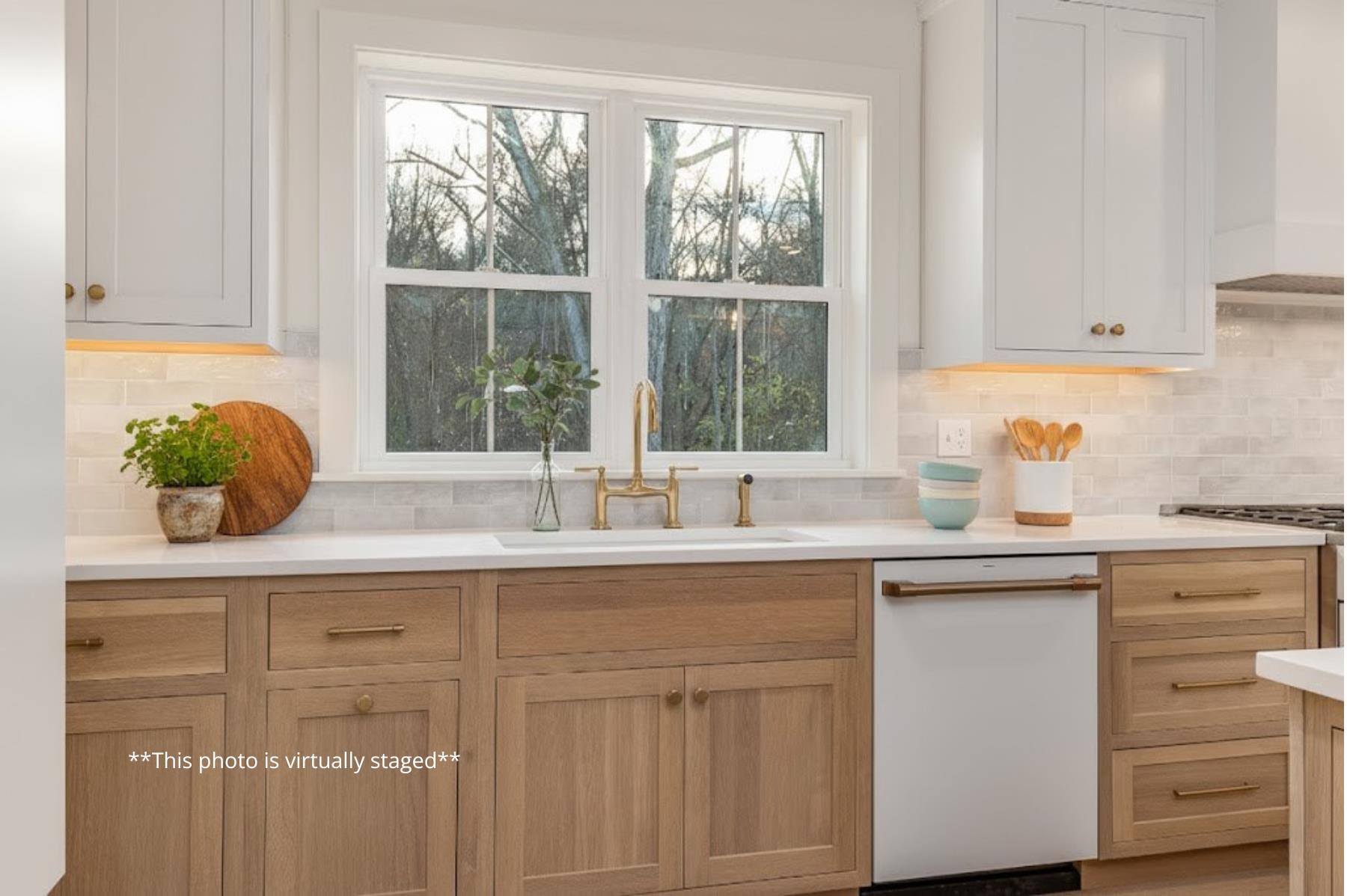 12-4 Wentworth Drive 12-4