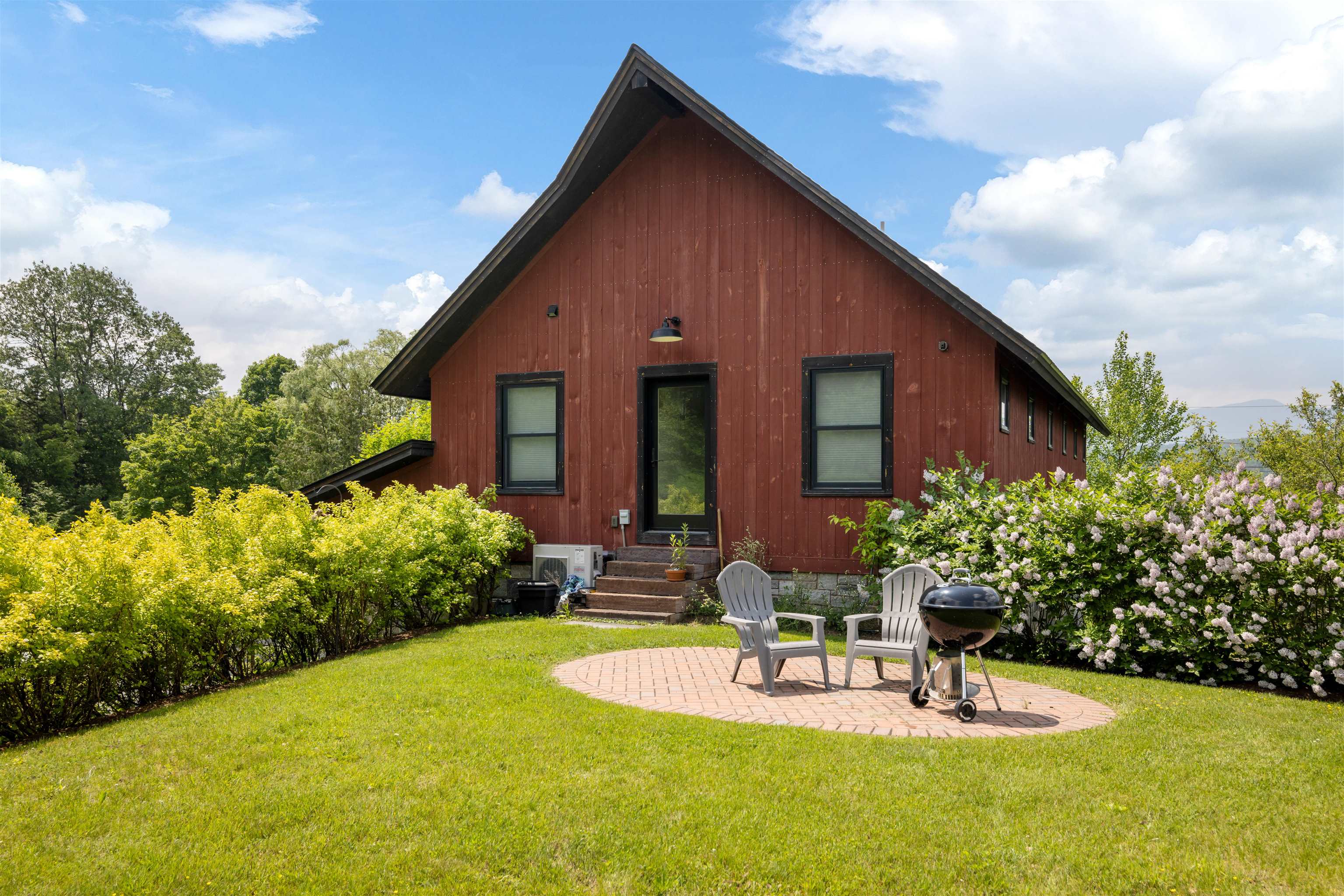 1186 Pucker Street 1.5 acres
