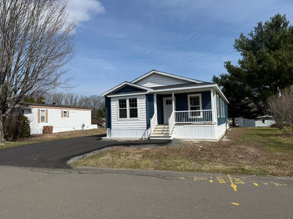 Photo of 15 Alice Drive, Concord, NH 03303 (MLS # 5082756)