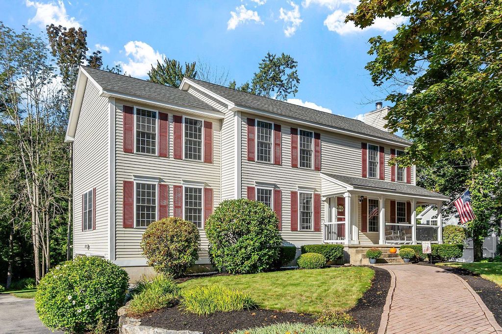 Photo of 162 Tiffany Lane, Manchester, NH 03104 (MLS # 5061603)