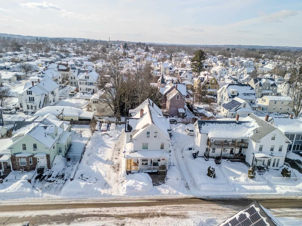 Photo of 103 Ash Street, Nashua, NH 03060 (MLS # 5077123)