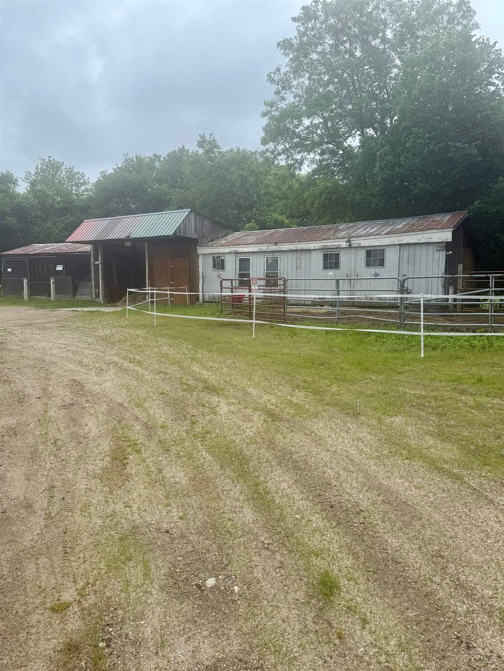 Photo of 28 Main Street, Raymond, NH 03077 (MLS # 5046346)