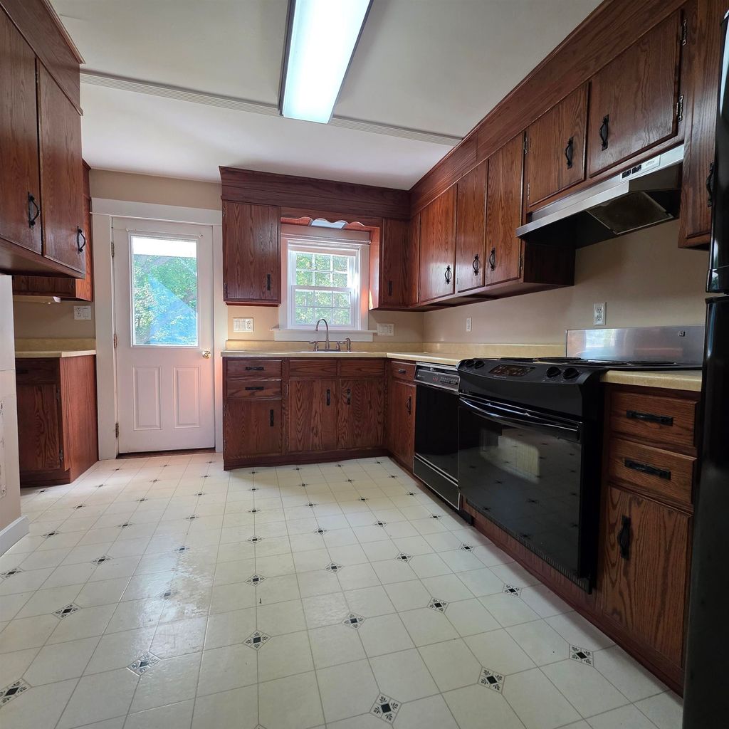Photo of 38 Goyette Avenue, Claremont, NH 03743 (MLS # 5058680)