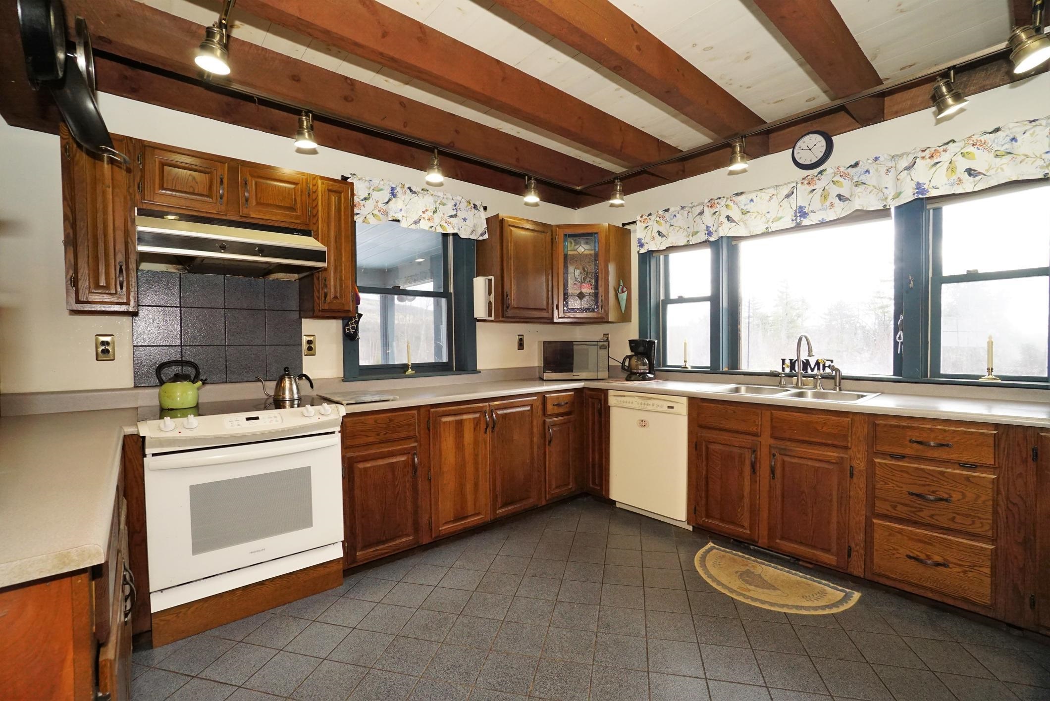 185 Larkin Hill Road