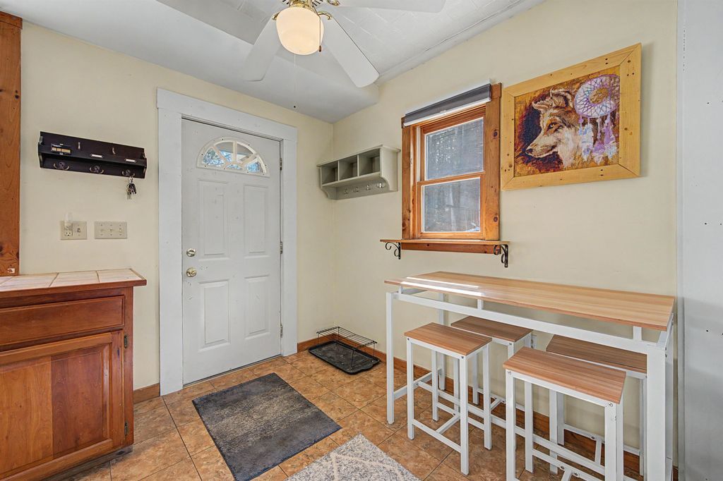 Photo of 48 Bradford Road, Sunapee, NH 03782 (MLS # 5081641)