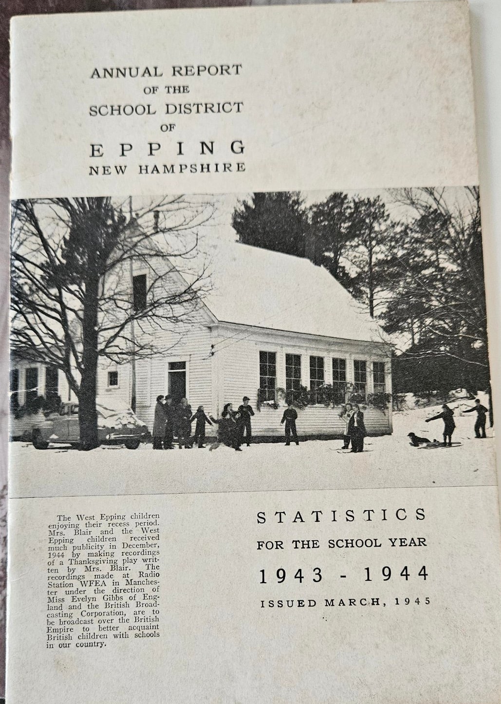 Epping, New Hampshire 03042, United States, 3 Bedrooms Bedrooms, ,2 BathroomsBathrooms,Residential,Pending,131054