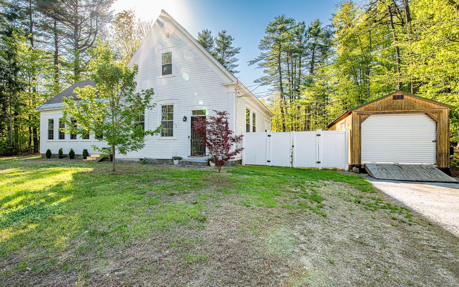 Epping, New Hampshire 03042, United States, 3 Bedrooms Bedrooms, ,2 BathroomsBathrooms,Residential,Pending,131054