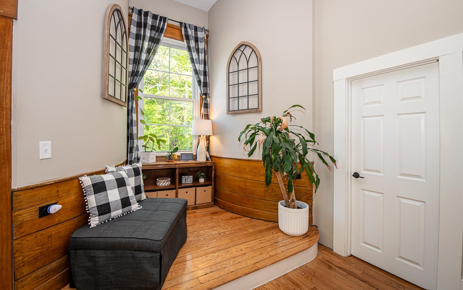 Epping, New Hampshire 03042, United States, 3 Bedrooms Bedrooms, ,2 BathroomsBathrooms,Residential,Pending,131054