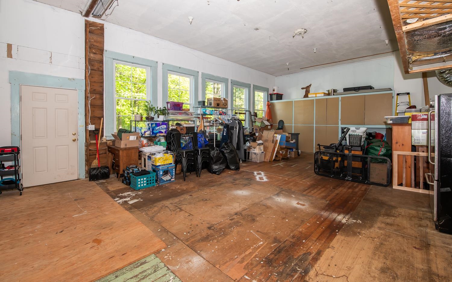 Epping, New Hampshire 03042, United States, 3 Bedrooms Bedrooms, ,2 BathroomsBathrooms,Residential,Pending,131054