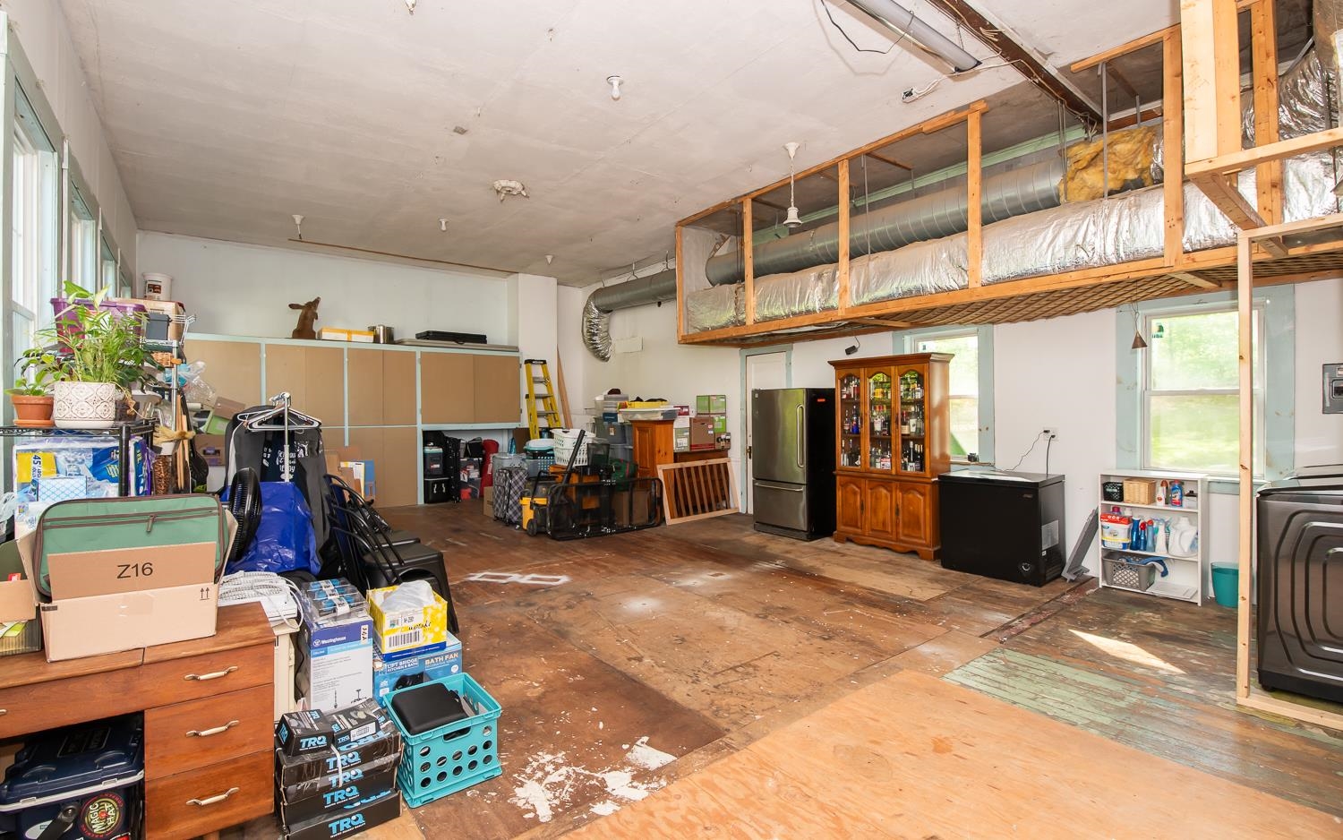 Epping, New Hampshire 03042, United States, 3 Bedrooms Bedrooms, ,2 BathroomsBathrooms,Residential,Pending,131054