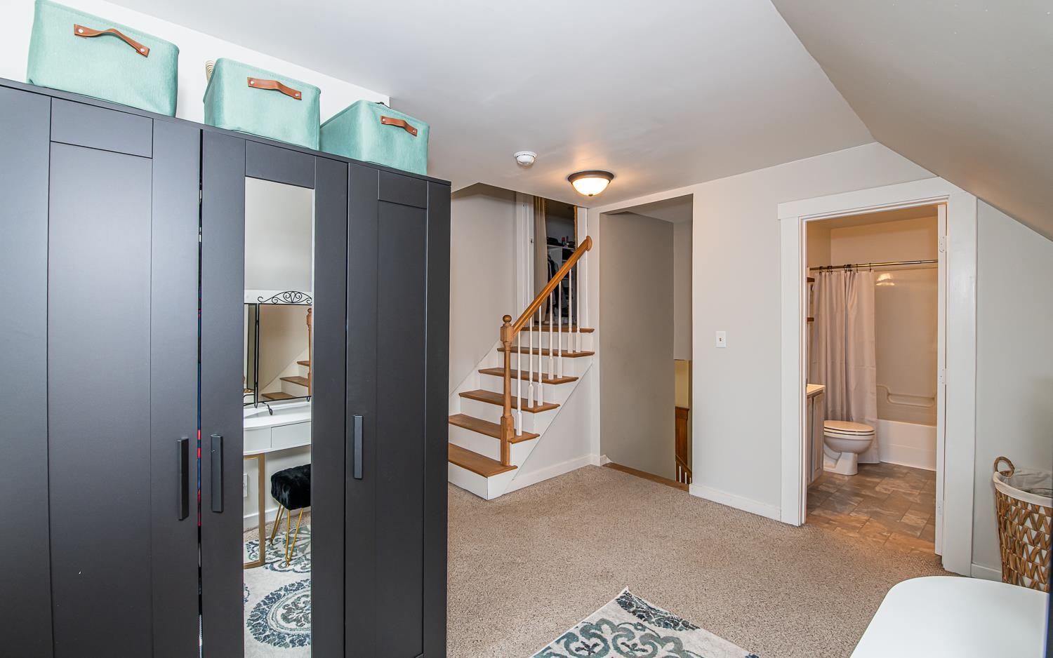 Epping, New Hampshire 03042, United States, 3 Bedrooms Bedrooms, ,2 BathroomsBathrooms,Residential,Pending,131054