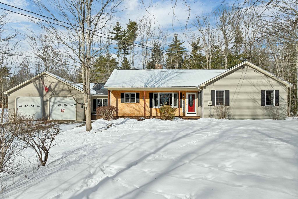 Photo of 92 Milton Road, Farmington, NH 03835 (MLS # 5075818)