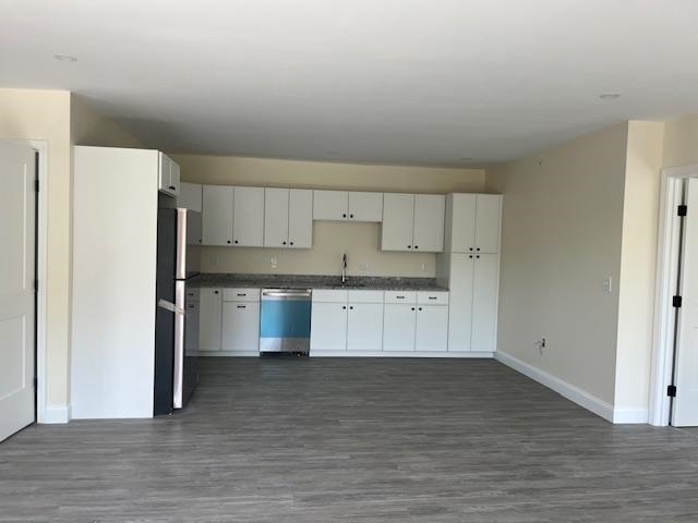 725 Central Avenue 207