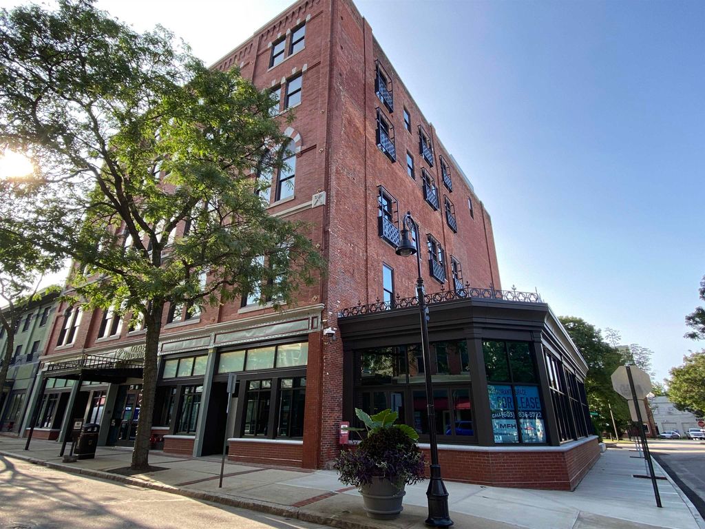 Photo of 83 Hanover Street #310, Manchester, NH 03101 (MLS # 5081449)