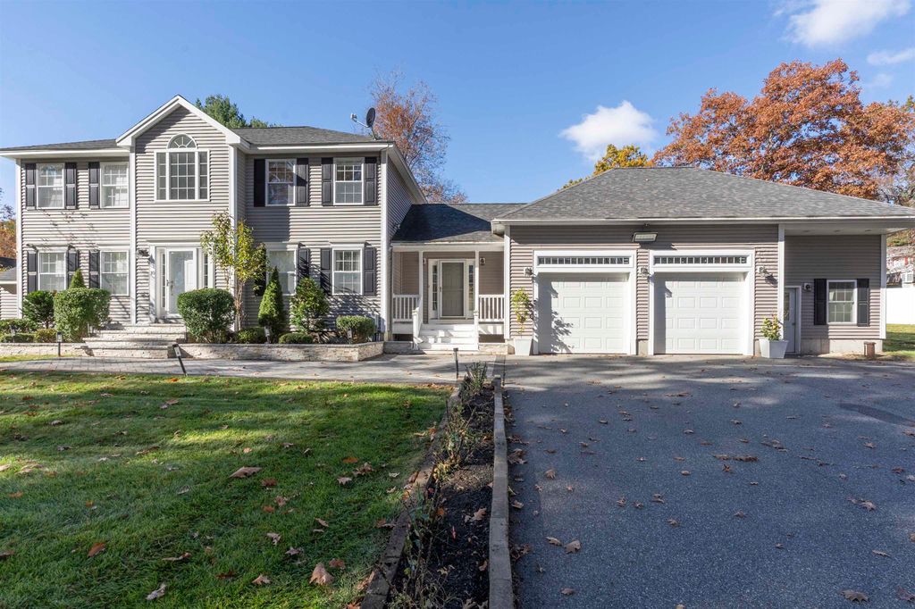 Photo of 10 Evelyn Road, Salem, NH 03079 (MLS # 5068016)