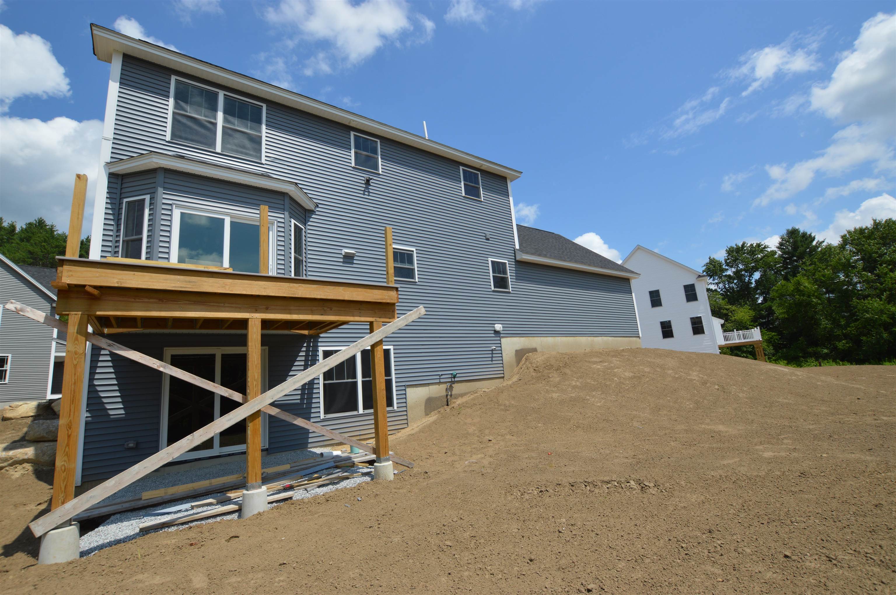 Concord, New Hampshire 03301, United States, 3 Bedrooms Bedrooms, ,3 BathroomsBathrooms,Residential,Active,117115