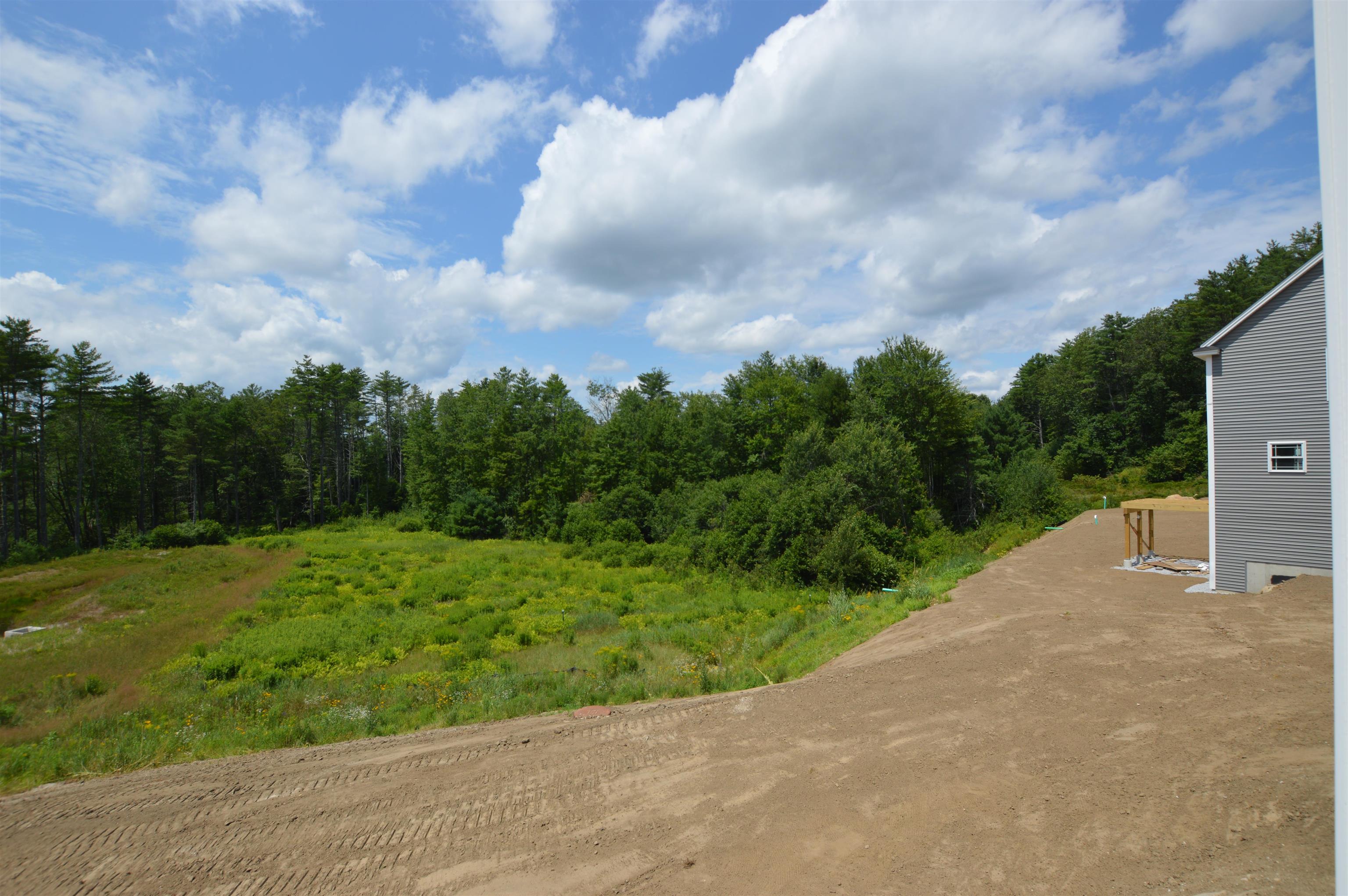 Concord, New Hampshire 03301, United States, 3 Bedrooms Bedrooms, ,3 BathroomsBathrooms,Residential,Active,117115