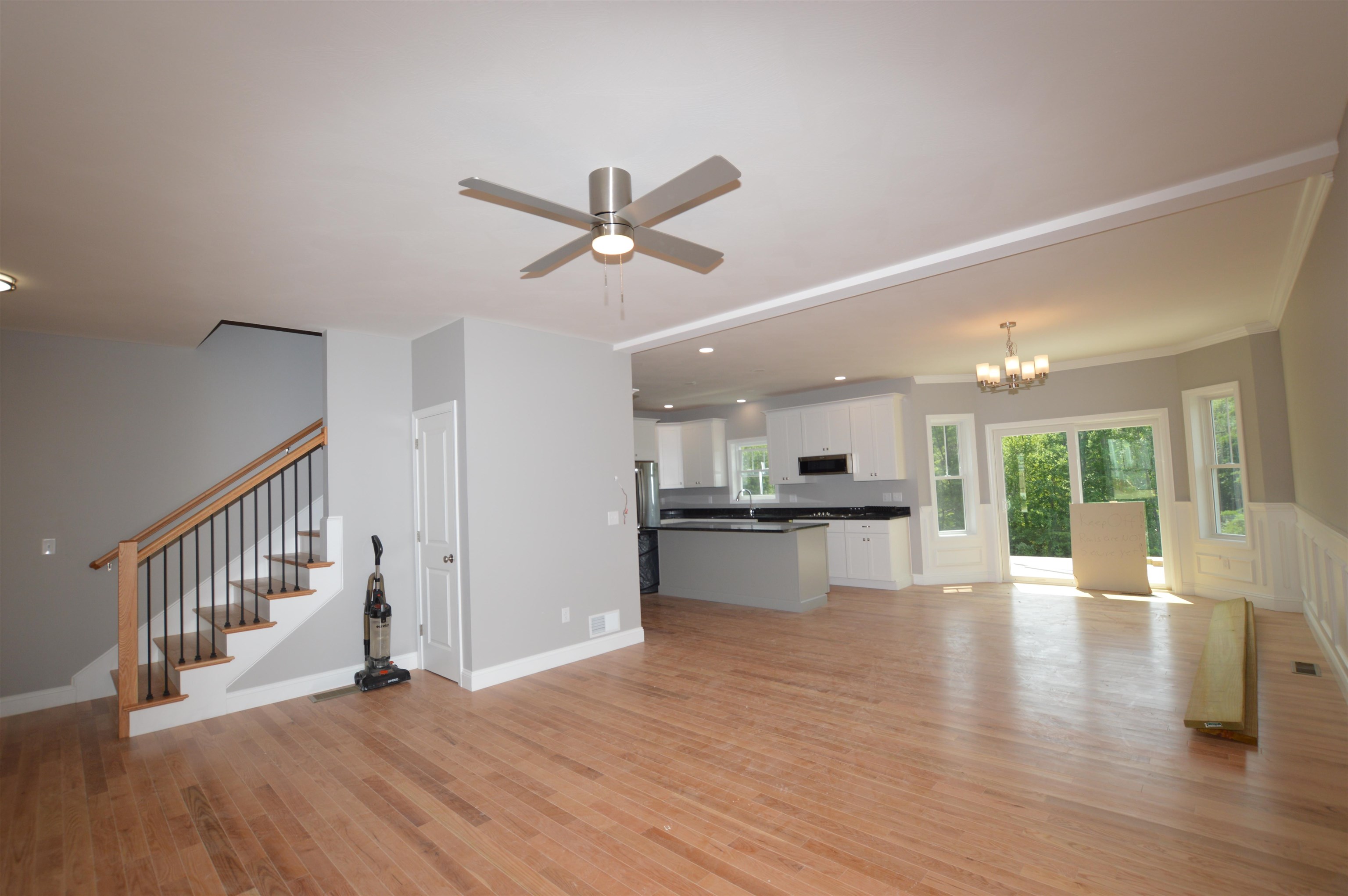 Concord, New Hampshire 03301, United States, 3 Bedrooms Bedrooms, ,3 BathroomsBathrooms,Residential,Active,117115